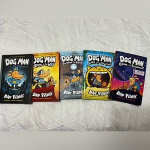 NWT Set of 5 Dog Man Book Series by Dav Pilkey